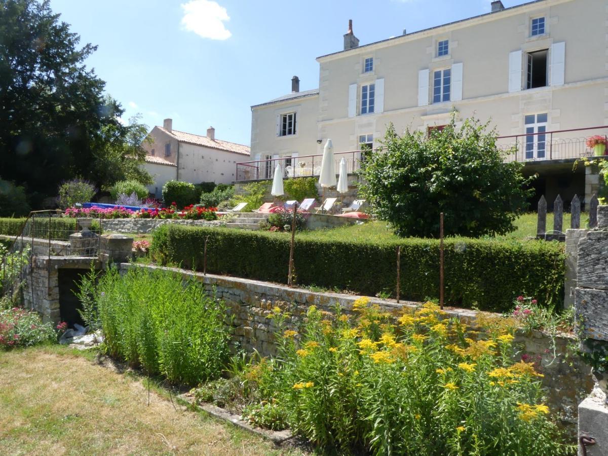 Les Jardins De Xanton Hotel Buitenkant foto